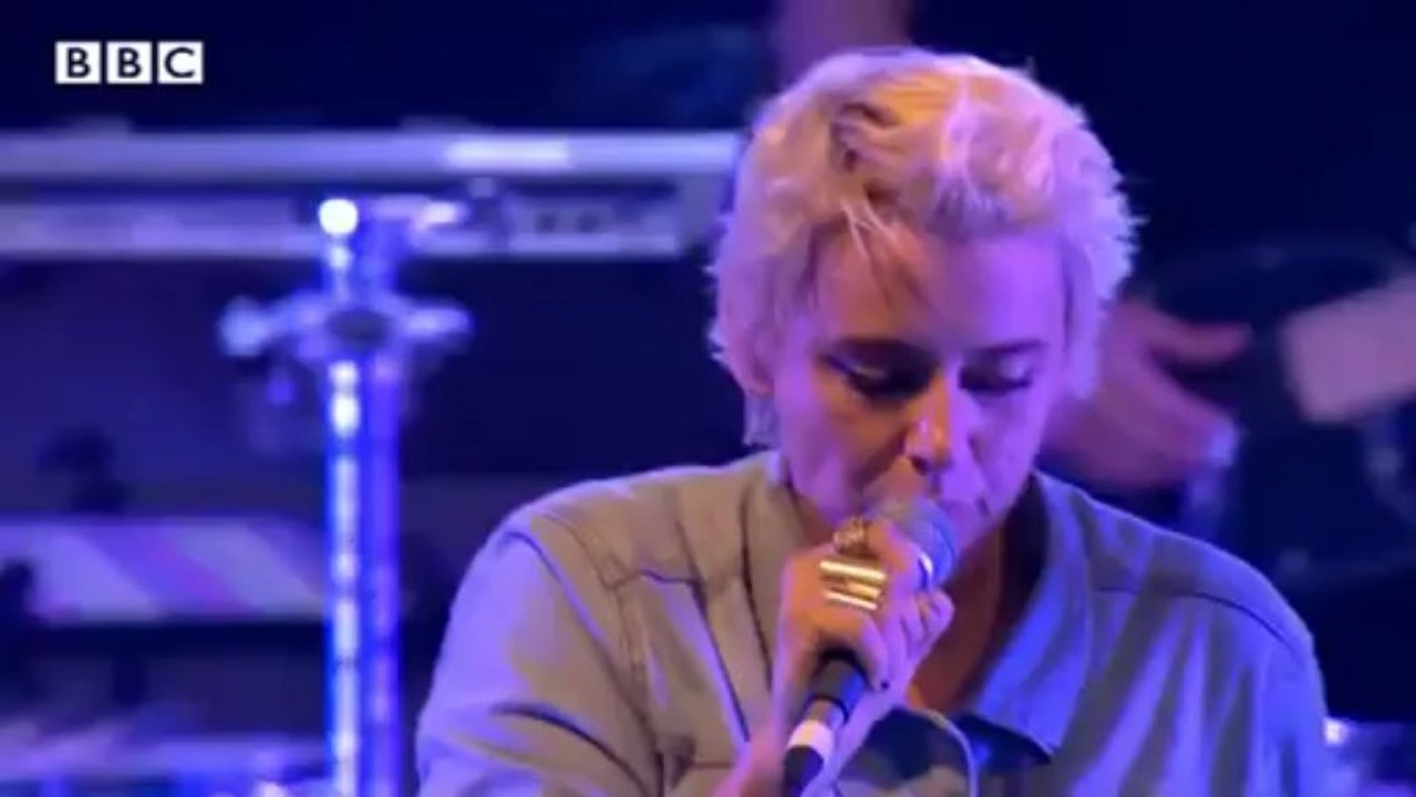 Cat Power - Metal Heart at Glastonbury 2013