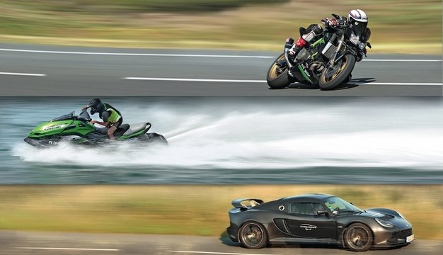 Comparatif 300 Chevaux : un Moto Journal Spécial Vacances gonflé à bloc !