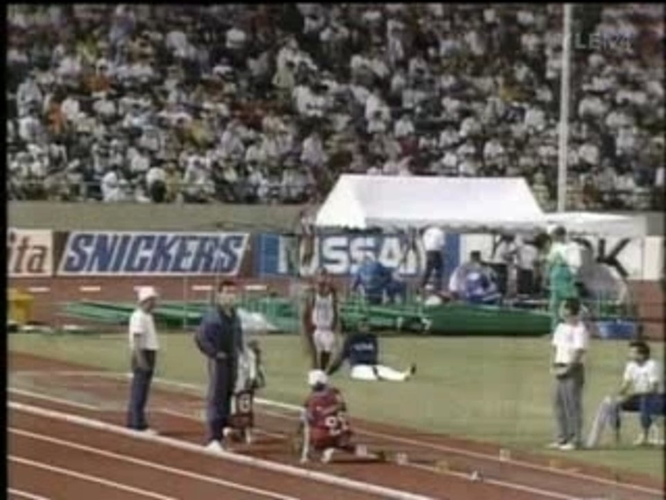 Long Jump - Mike Powell - 895cm