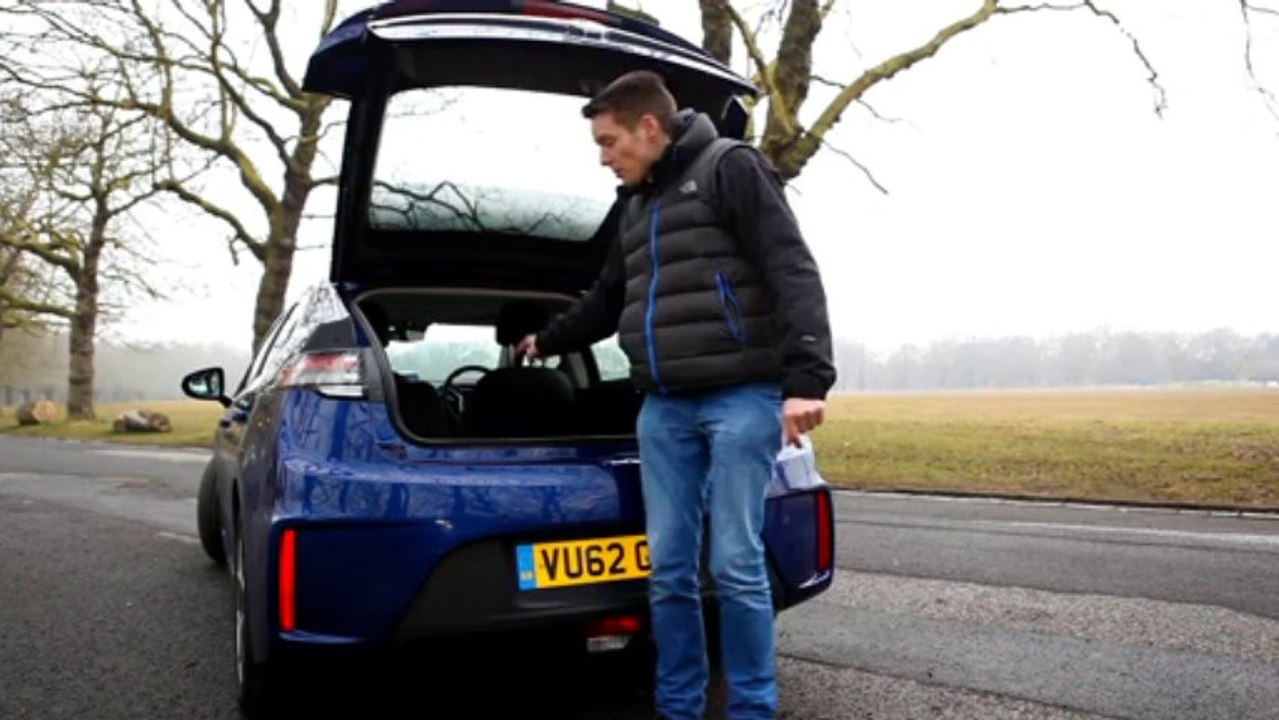 Vauxhall Ampera Review