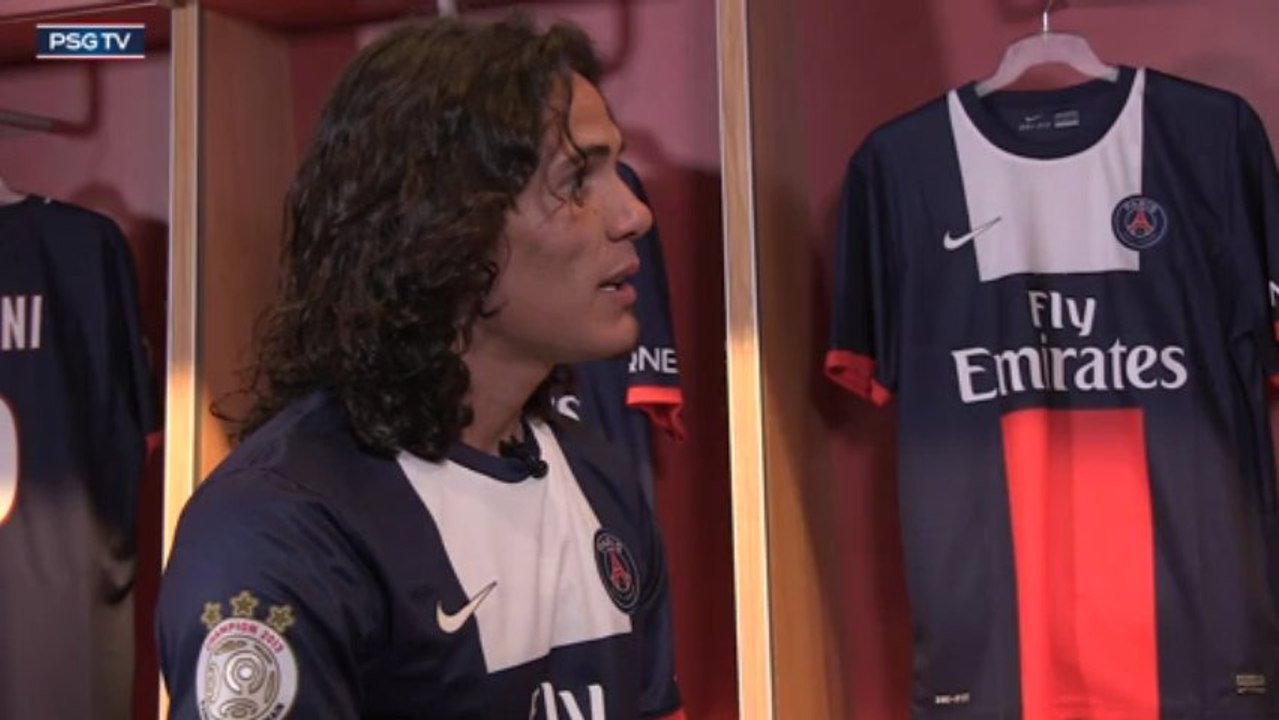 Entrevista de Edinson Cavani (en Español)