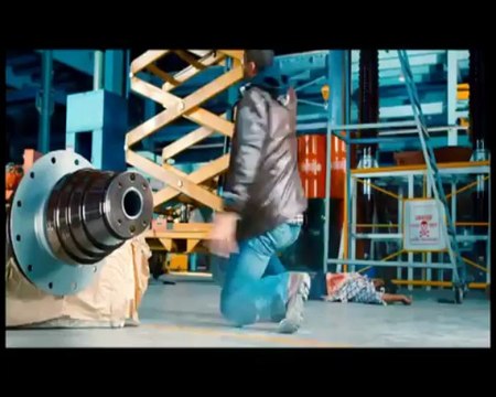 OM 3D VEEDERA Promo Song - Kalyan Ram, Nikesha Patel and Kriti Kharbanda