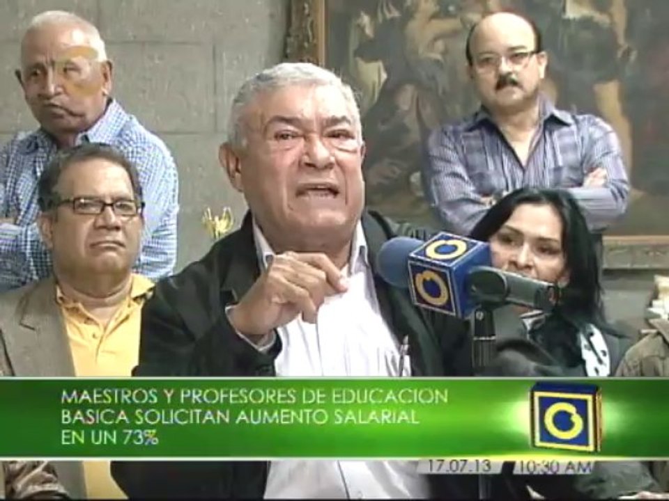 Gremio de profesores de básica y media exige reivindicaciones socio-económicas