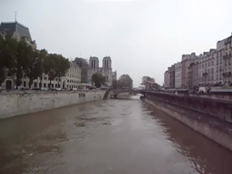 les  cloches de Notre Dame de Paris