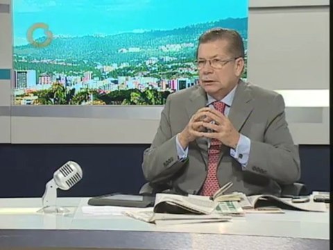 Leopoldo Castillo: ¿Quién manda en el país, los que administran la ley o los colectivos?