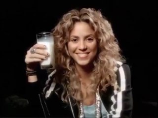 Shakira Comercial  Yo Tomo Leche  2005