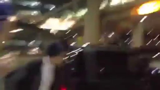 RobPatt 17|07|2013 Прибытие в аэропорт в Торонто, на съемки Карты к звездам