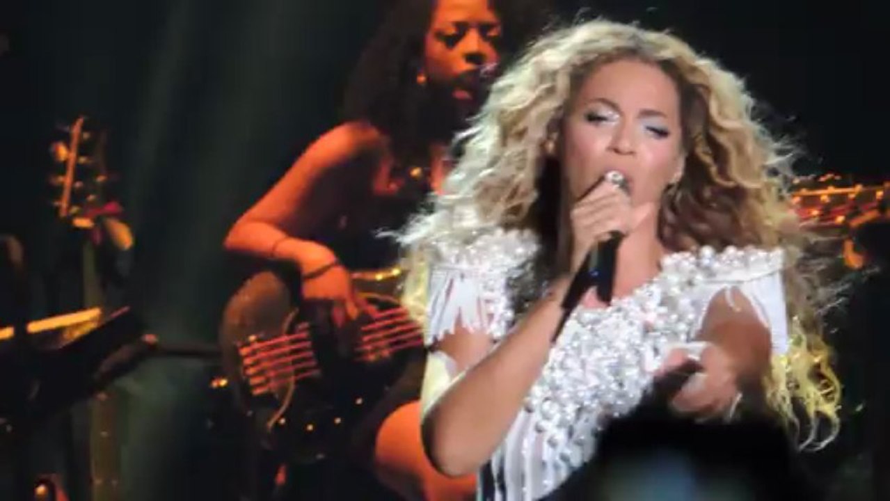 Beyoncé - Flaws & All @ Houston