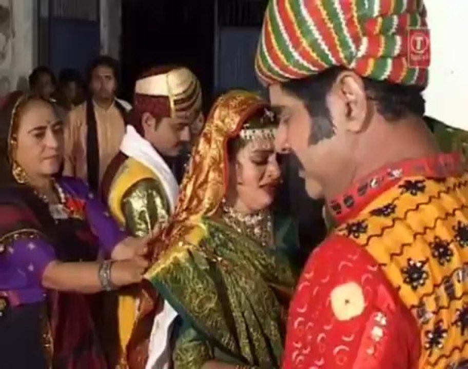 Aa Ghar Ane Aa Ordo Full Video - Gujarati Wedding Songs - Vivah Geet 'Sajani' Album