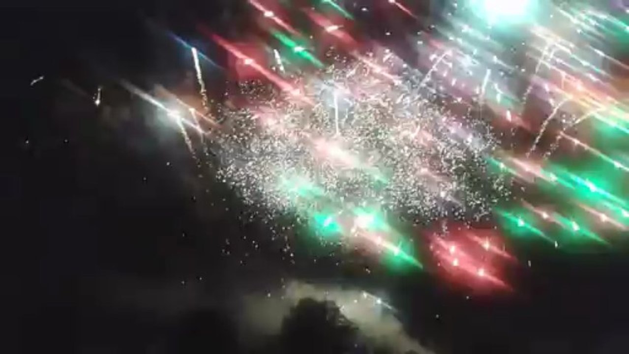 Feu d'artifice de Saint-Maur (Indre) - 14 juillet 2013