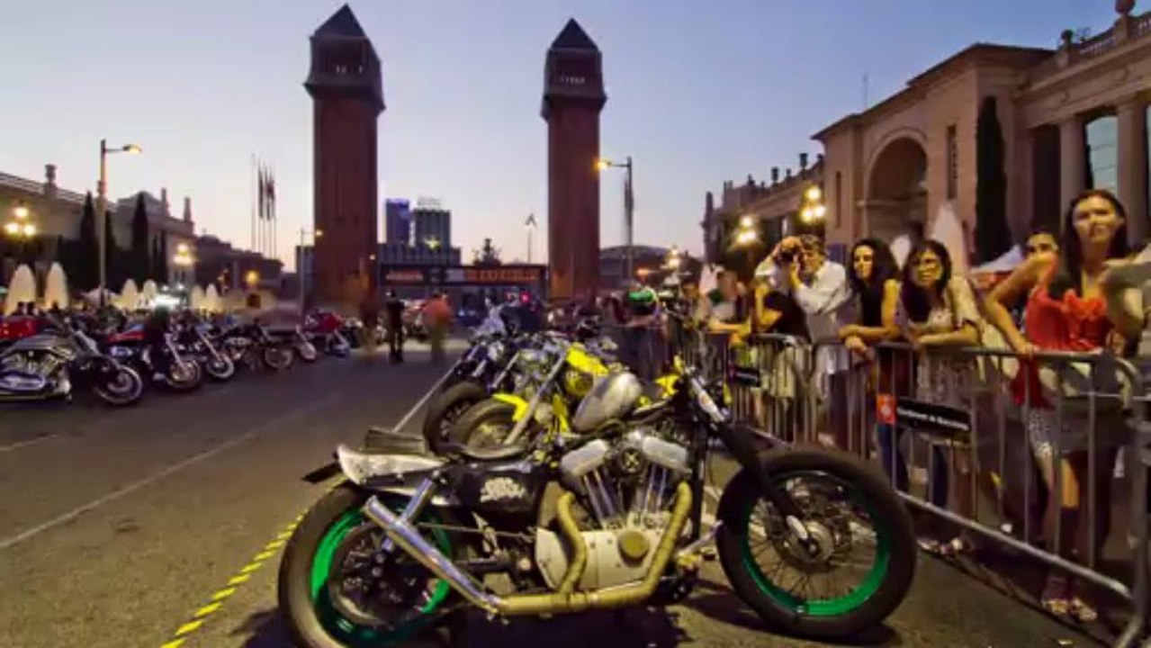 Harley Days Barcelona 2013. Timelapse parking Harley Village.