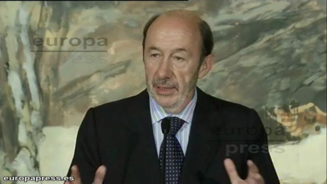 Rubalcaba: Siempre puse la mano en el fuego por Blanco