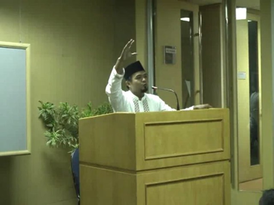 20101112 - Ust Muhamad Suharsono, Lc - Selalu Peduli (Khutbah)