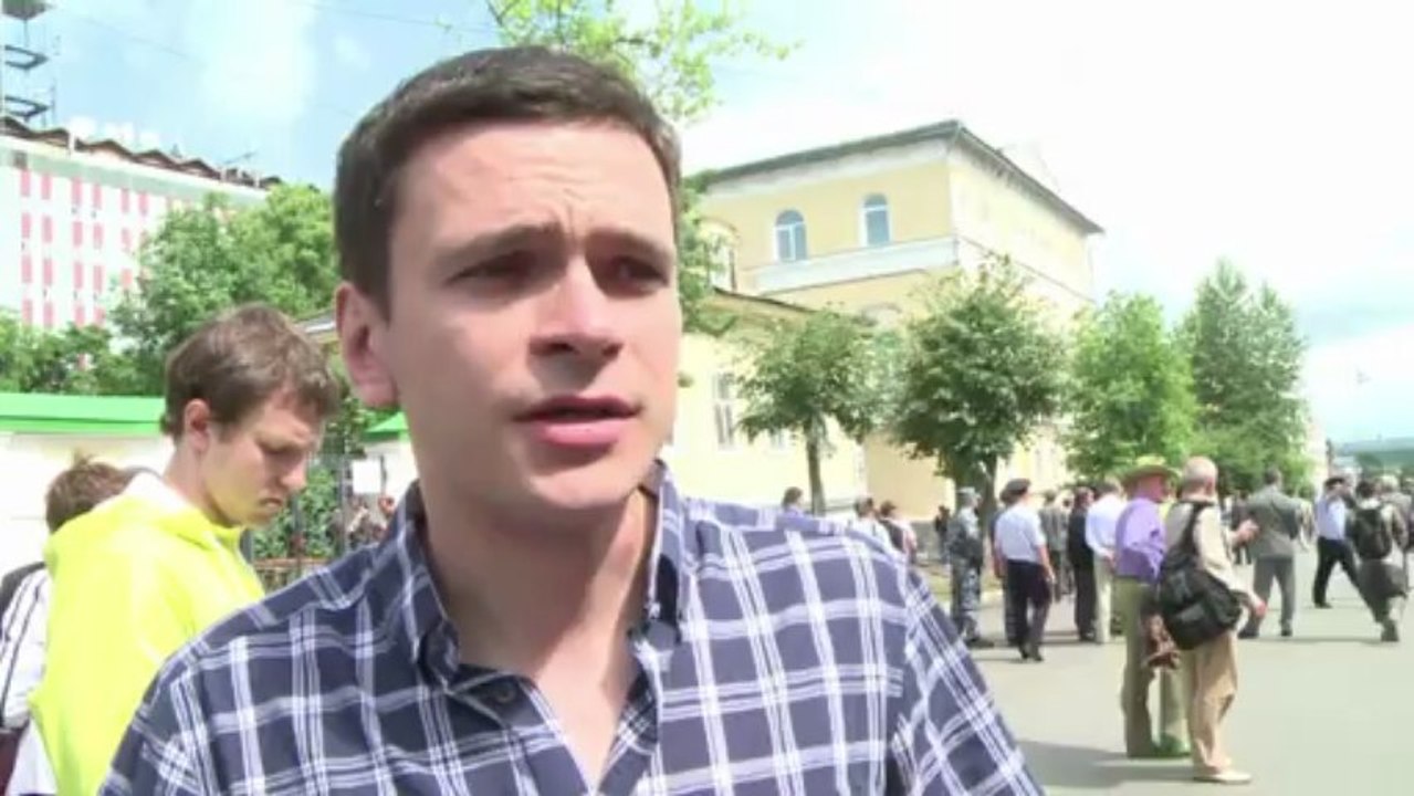 Russia jails protest-leader Navalny for five years for fraud