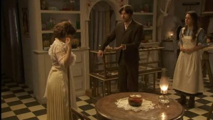 Tristán y Candela. Cap. 611 - Sobre tu imagen reza Jacinta Ramos