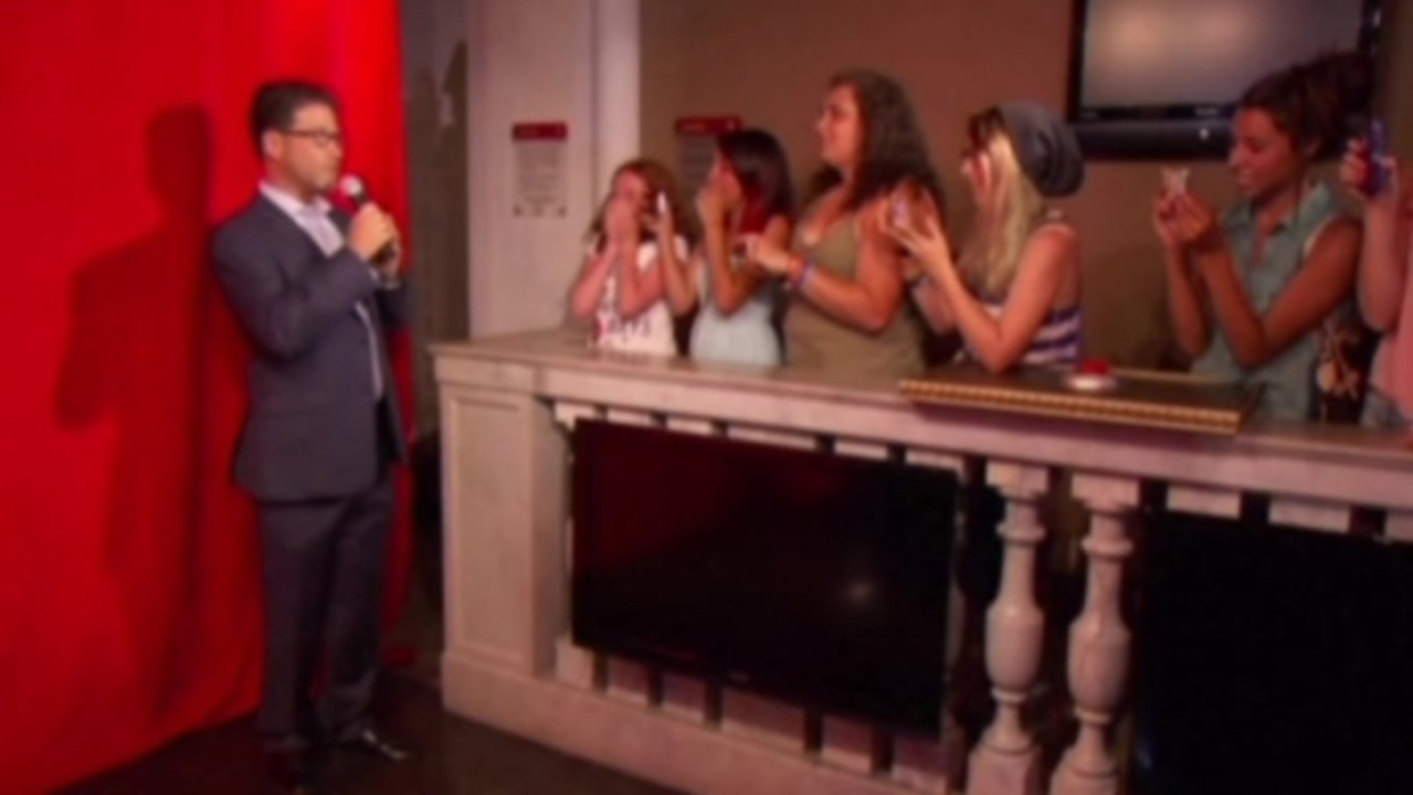 One Direction wax figures make their U.S. debut