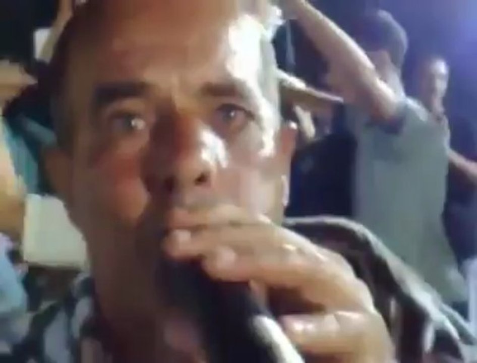 célèbre chanteur d'eljem tunisie.yakhdija nasek karhouni