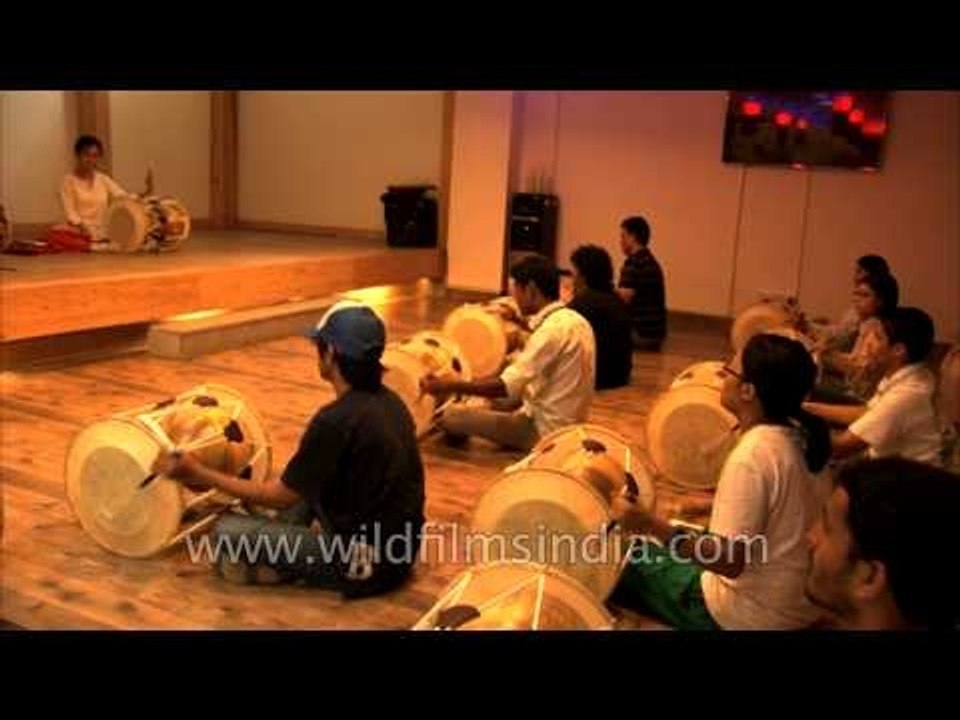 Learners pick up Samulnori skills: Korean Cultural Centre