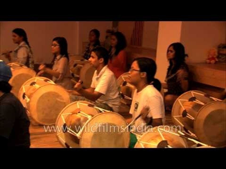 Kids and Adults together, beat by beat: Samulnori at KCC