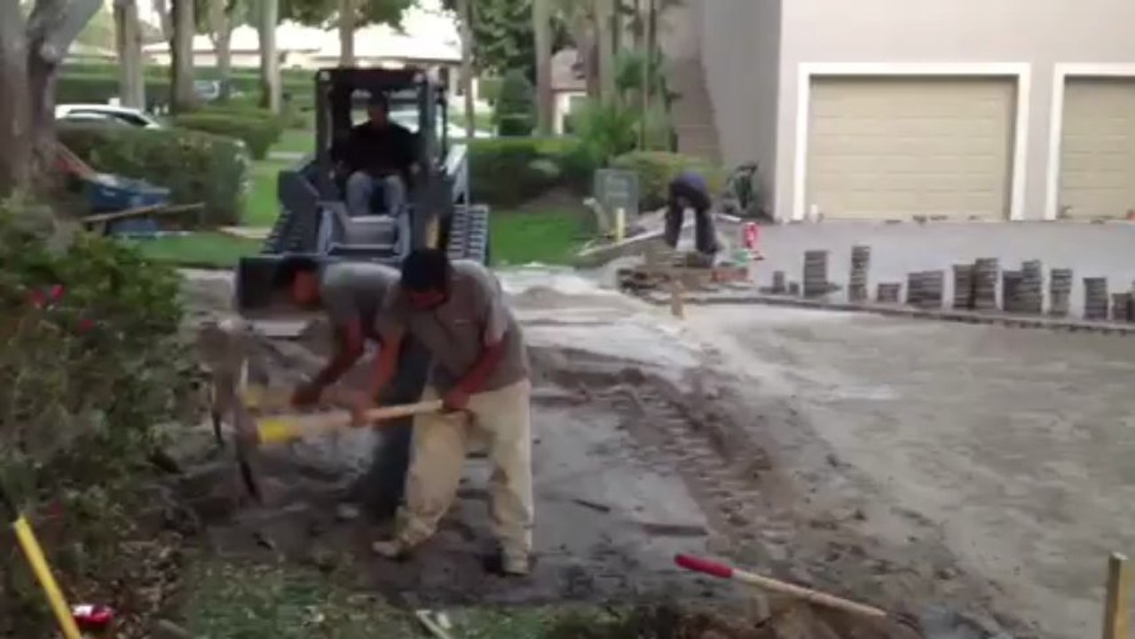 Durable Driveway and Condominium Parking Lot by A Better Paver in Altamonte Springs FL