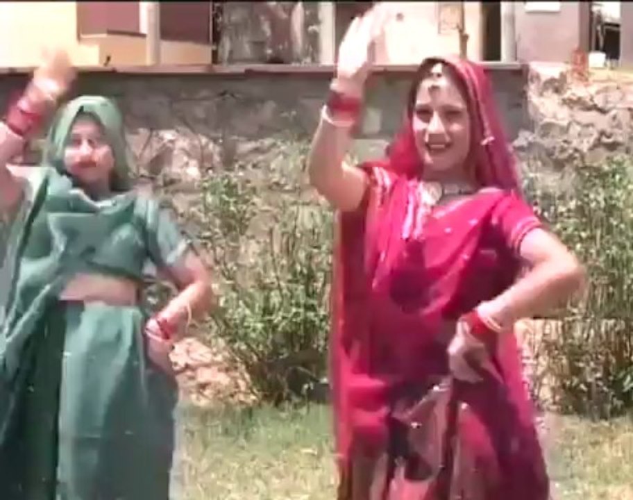 Batan Tod Diya (Hot Rajasthani Videos) - Japani Tel
