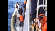 Marina Militare - Nave Sirio soccorre imbarcazione con 31 migranti a bordo (18.07.13)