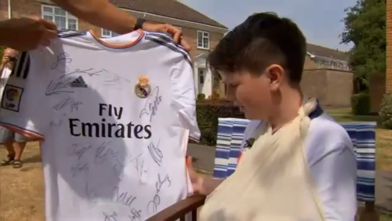 Ronaldo Free Kick Breaks 11 Year Old's Wrist