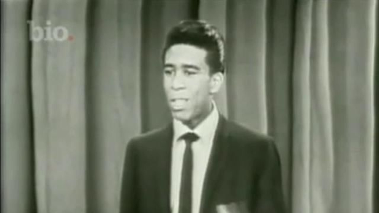 The Comedy Issue - Zinger-Off! American Comedy vs. British Comedy in Television