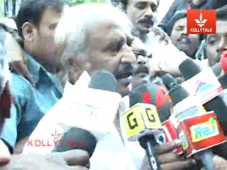 Kavignar Vaali died- Stars pay respect