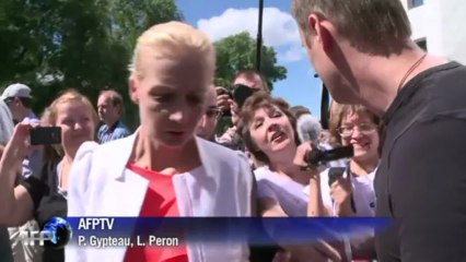 Russian court releases Navalny pending appeal