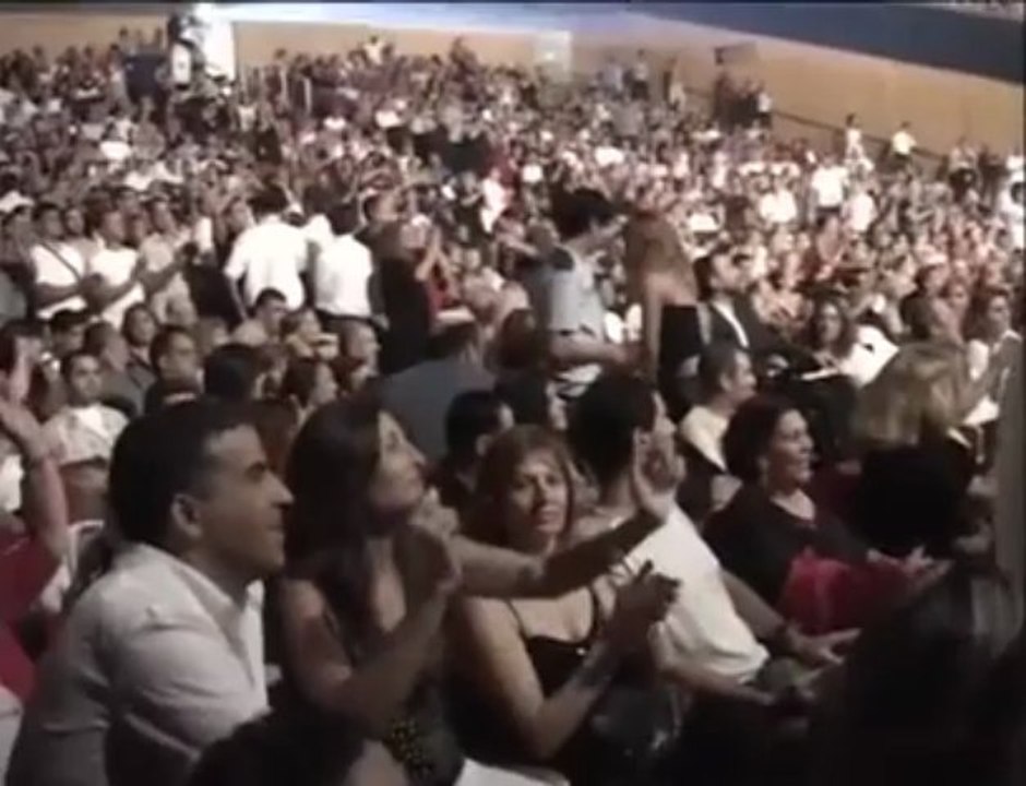 İbrahim Tatlıses - Ben İnsan Değilmiyim