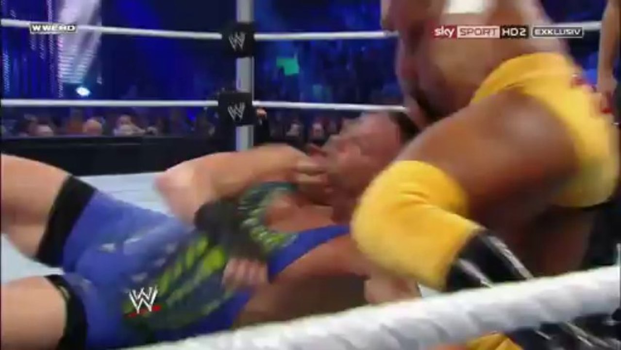 WWE Friday Night Smackdown 19 07 2013 720p English - XWD (1)-002