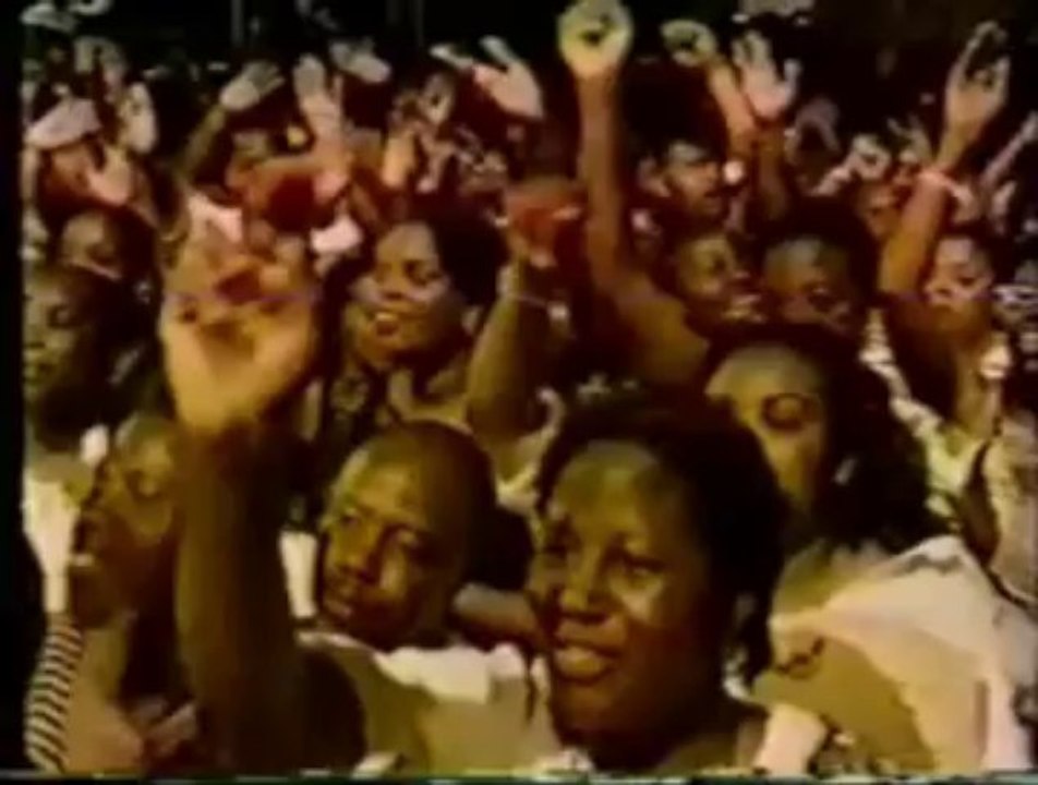 Con Funk Shun - Love Train (Live)