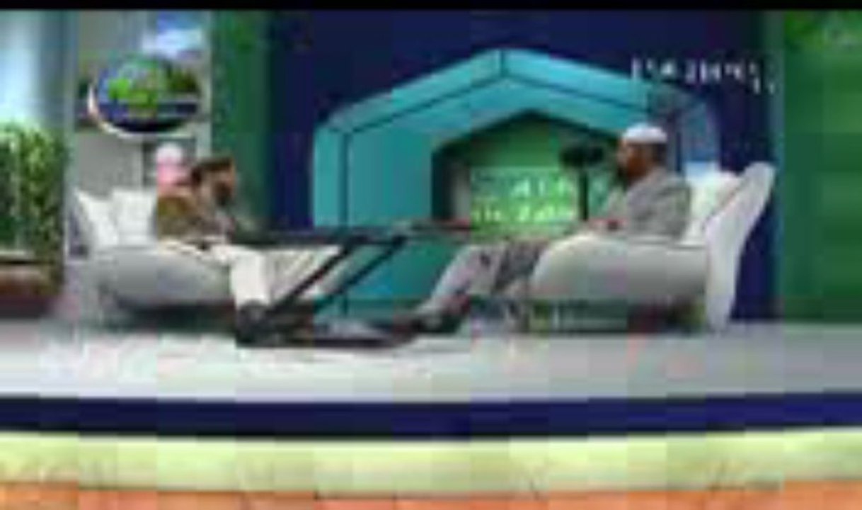 Can a Women Lead Congregation Prayer of Taraweeh at Home