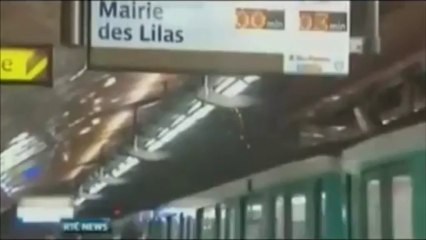 Data Display signage used in Paris Metro