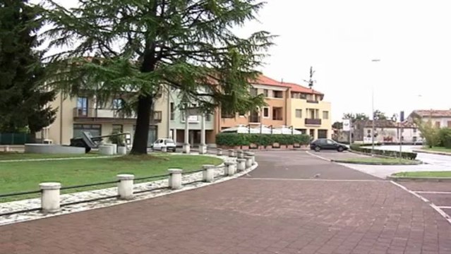 BORDELLO IN CENTRO, IL GIORNO DEI CLIENTI