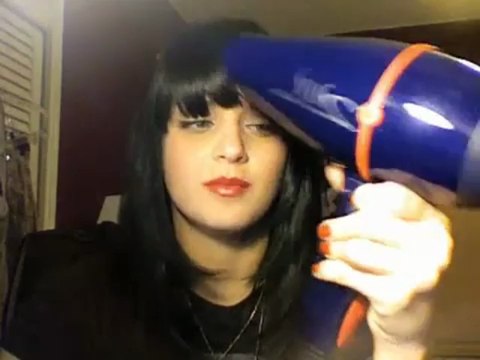 Hair Dryer Price 2000/-PKR Call 0300-3334284