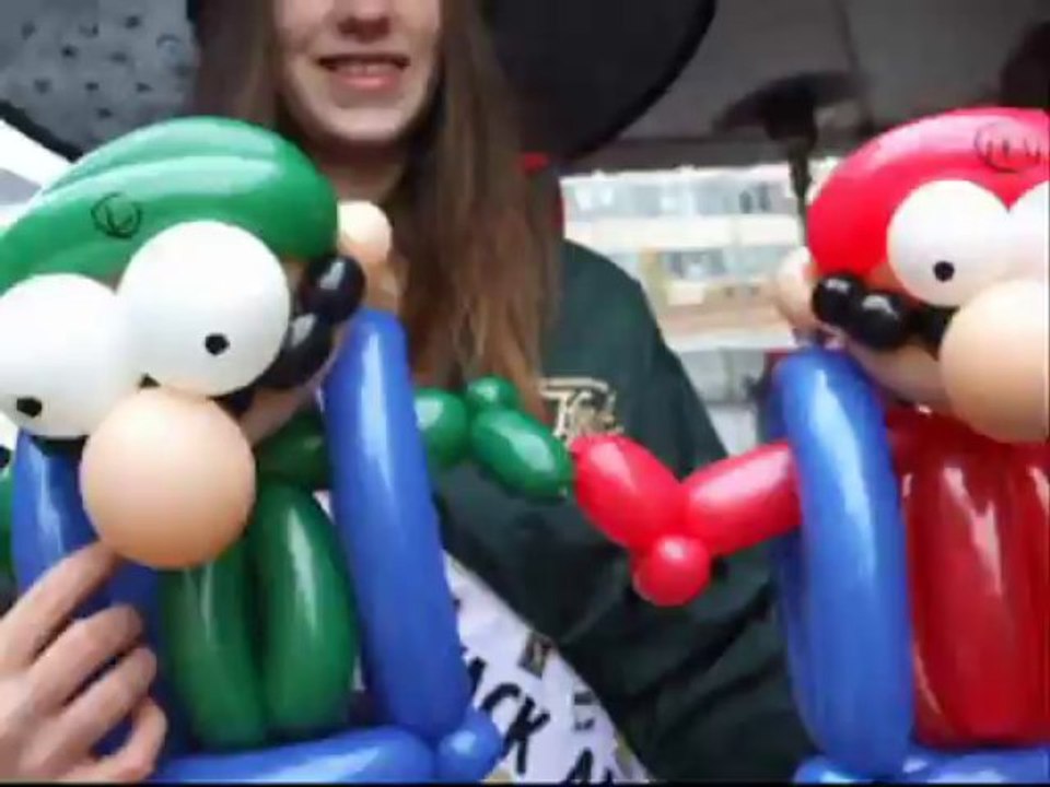 Get 3 Vancouver Summer Picnic Entertainers for the Price of One Magician