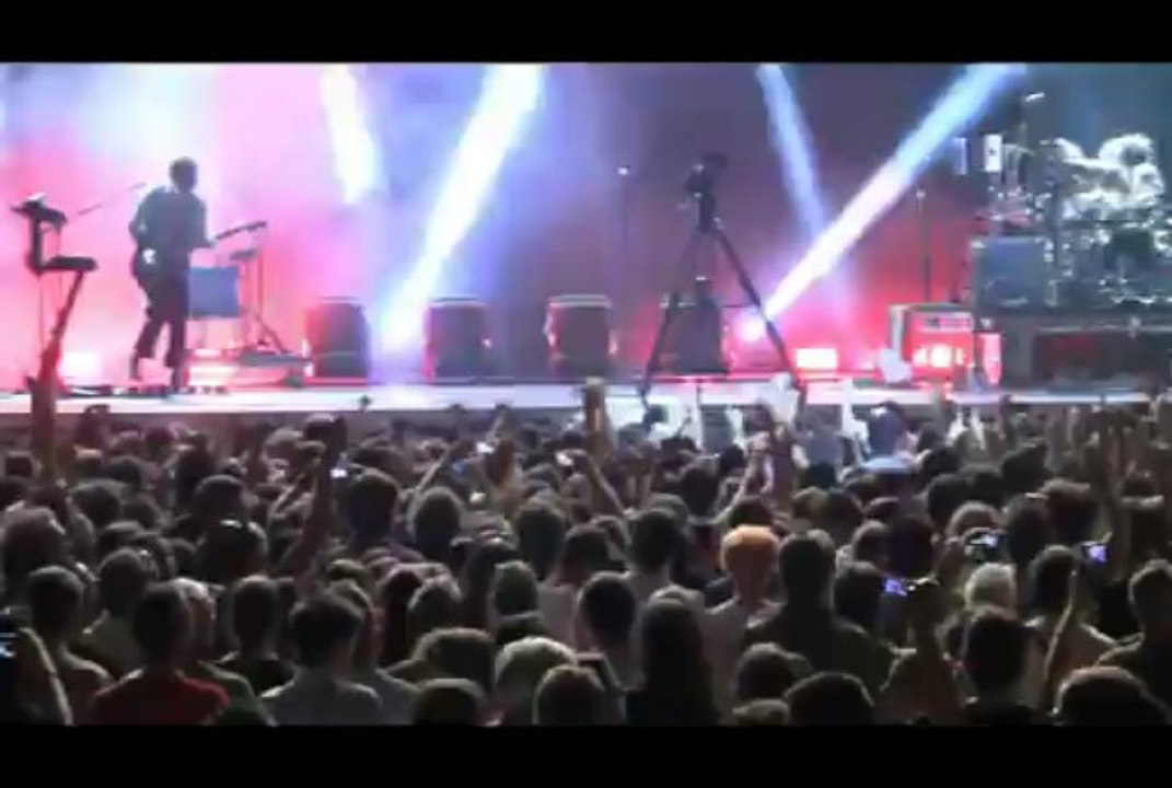 RIOT - JARED LETO A BAYONNE