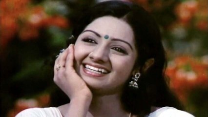 padaharella Vayasu Movie  - Sirimalle Puvva - Sridevi