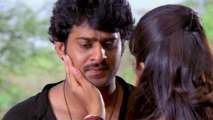 Pournami Songs - Yevaro Raavali - Prabhas Trisha and Charmi