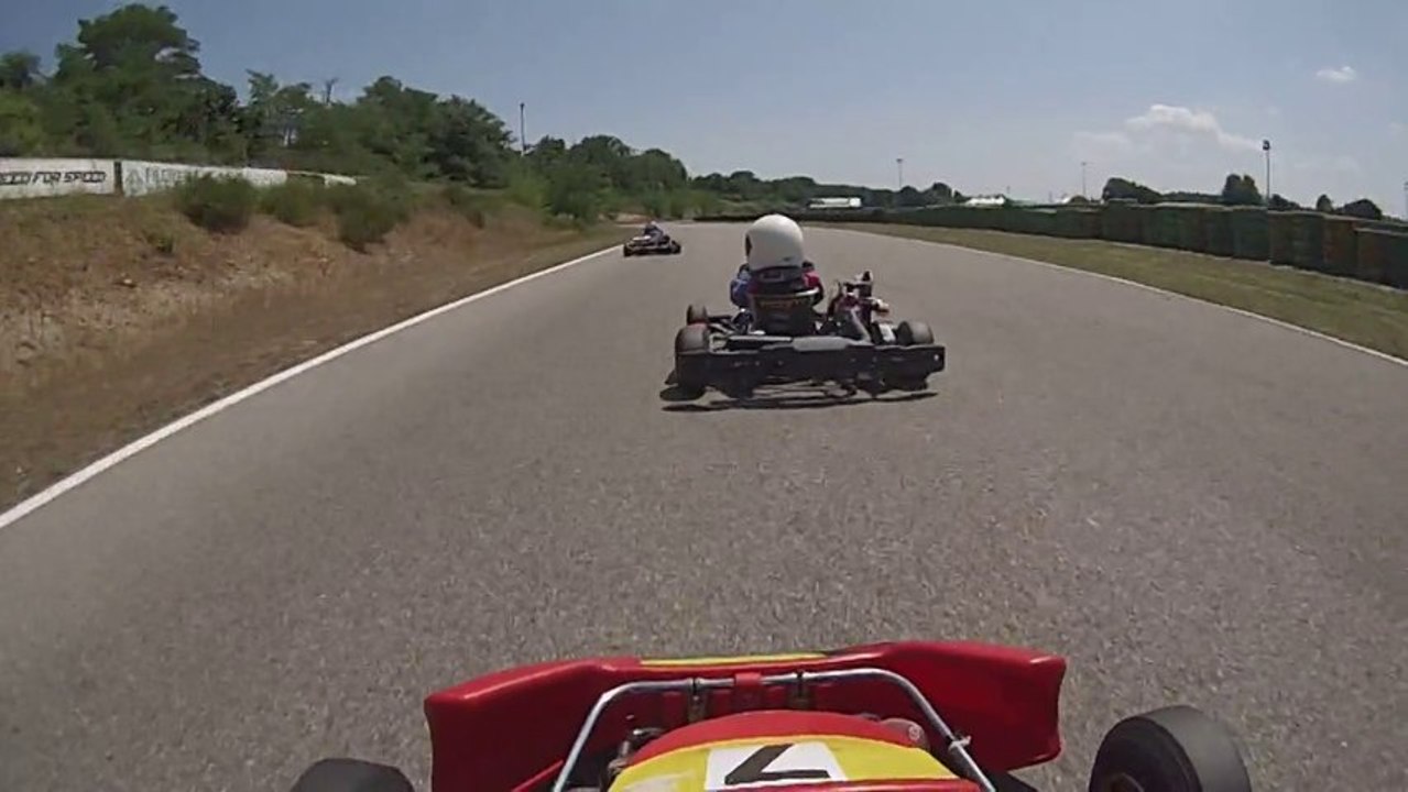 sceance d essai de thomas bellissand minikart rotax micromax piste actua st laurent de mure