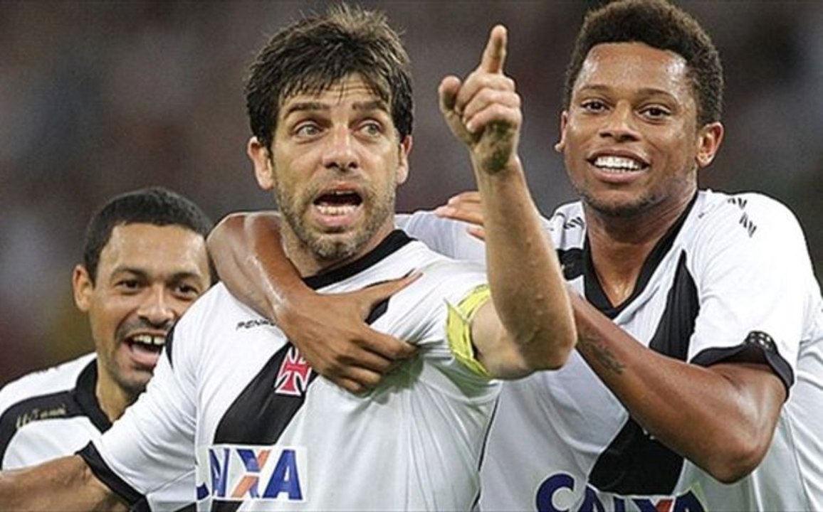 Juninho inscrit son premier but avec Vasco de Gama !