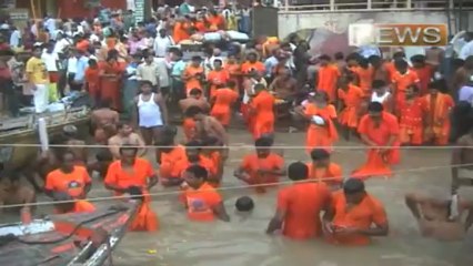 Devotees take dip to mark Guru Purnima