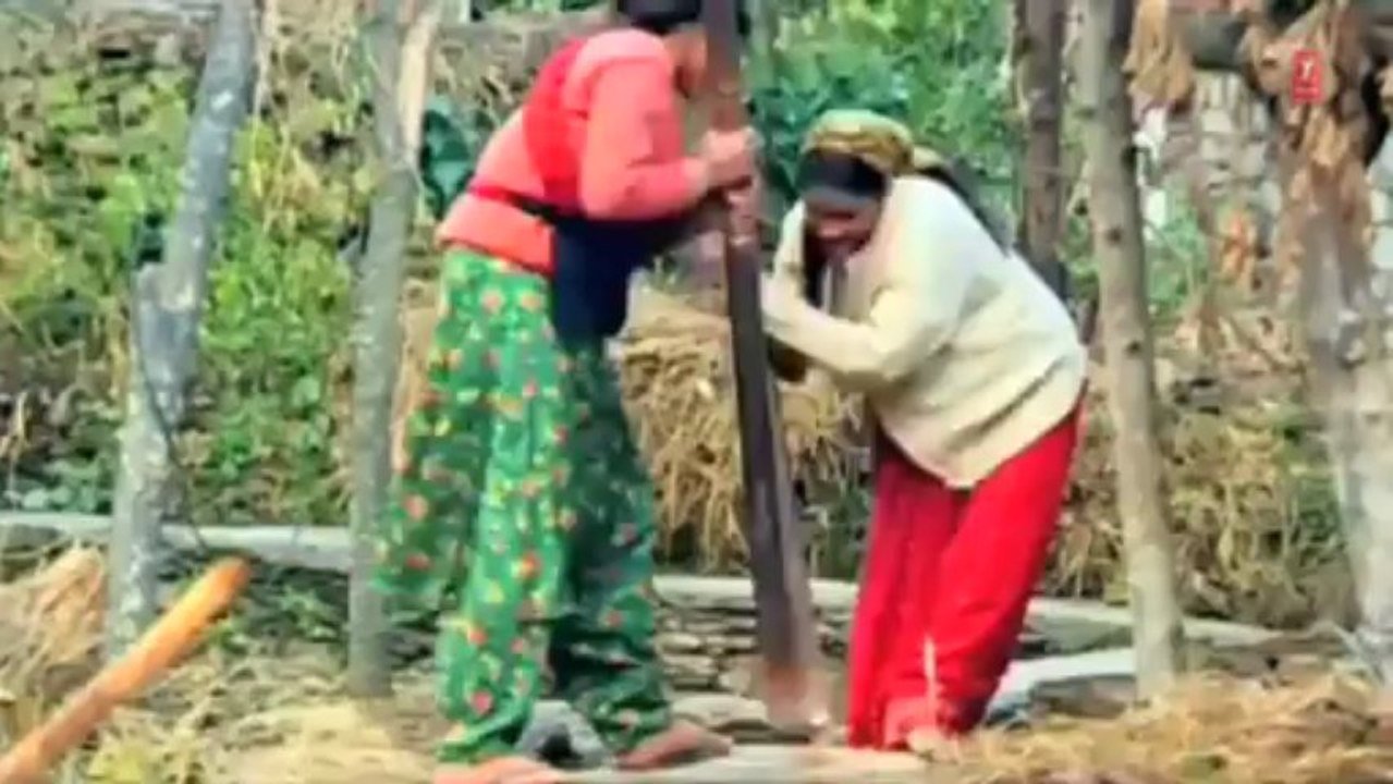 Pahaadu Ki Bwari - Garhwali Video Song Dedicated To Women Of Uttarakhand - Birendra Dangwal
