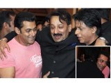 Salman Khan Shahrukh Khan Turn Friends - Salman Hugs Shahrukh