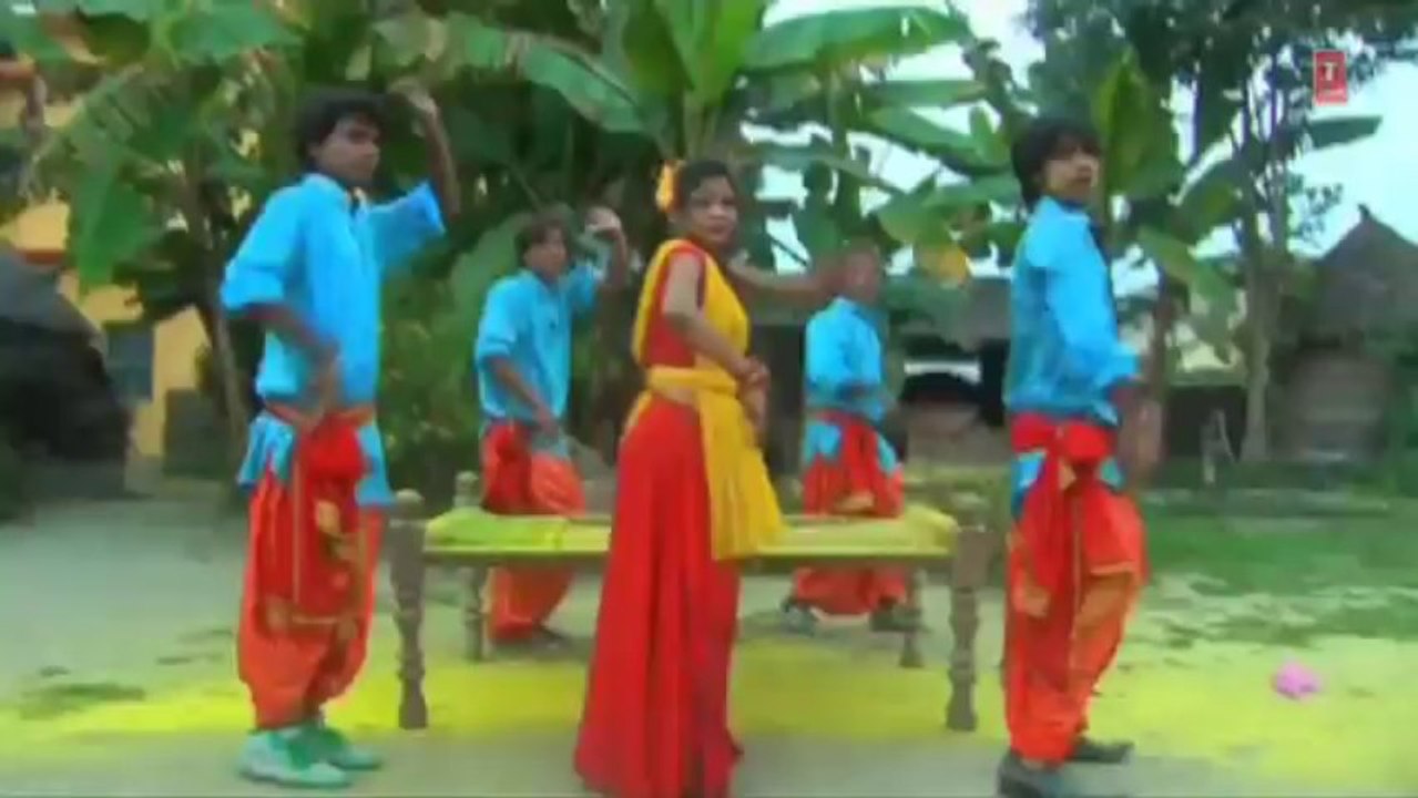 Holiya Mein Kaile Ghotala [New Holi Naughty video song] Holiya Mein Laagela Paala