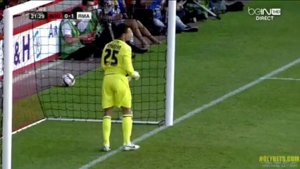 Cristiano Ronaldo débute la saison avec un joli coup franc !