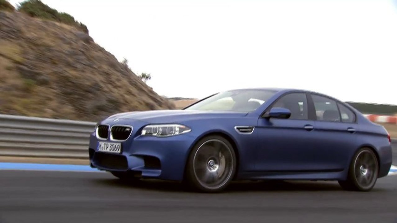 BMW M5 avec pack compétition sur circuit - Essa...