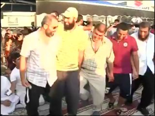 الشيخ الوهابي القرد احمد الاسير يرقص  ولنعم بهيك شيخ خخ